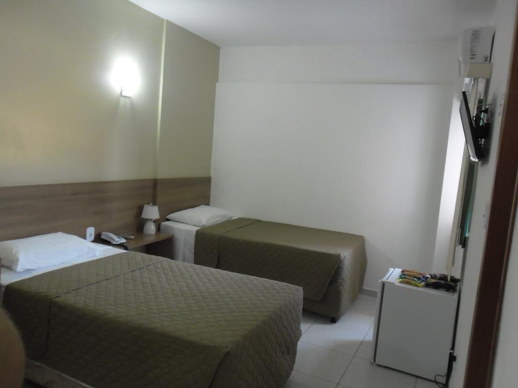 Larison Economy Hotel Pôrto Velho Eksteriør billede