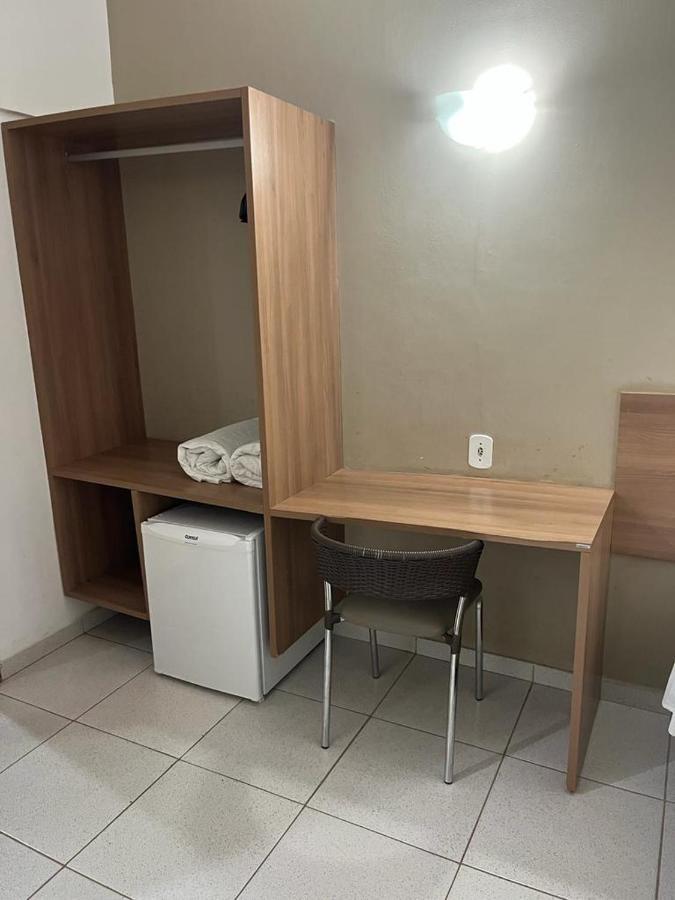 Larison Economy Hotel Pôrto Velho Eksteriør billede