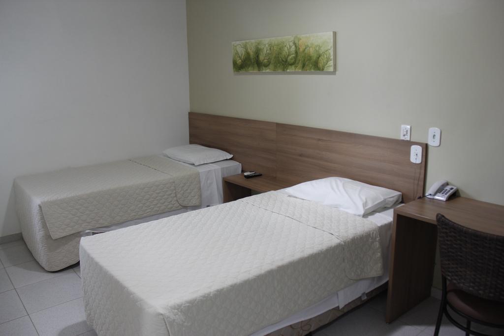 Larison Economy Hotel Pôrto Velho Eksteriør billede