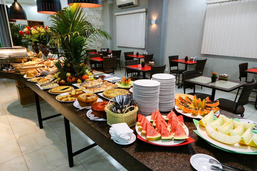 Larison Economy Hotel Pôrto Velho Eksteriør billede
